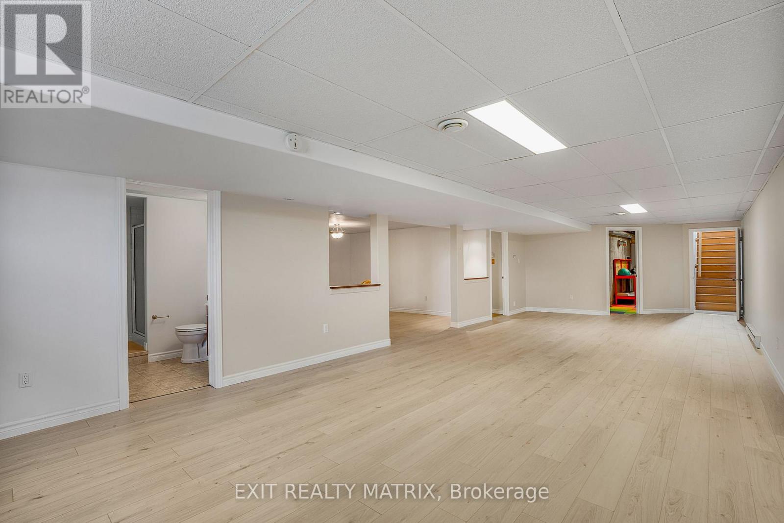 1582 Sandy Hill Road, Champlain, Ontario  K6A 2R2 - Photo 21 - X12462315