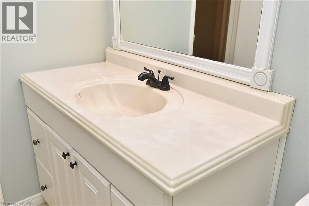 1501 Ester Drive, Burlington, Ontario  L7P 1L5 - Photo 22 - 40778454