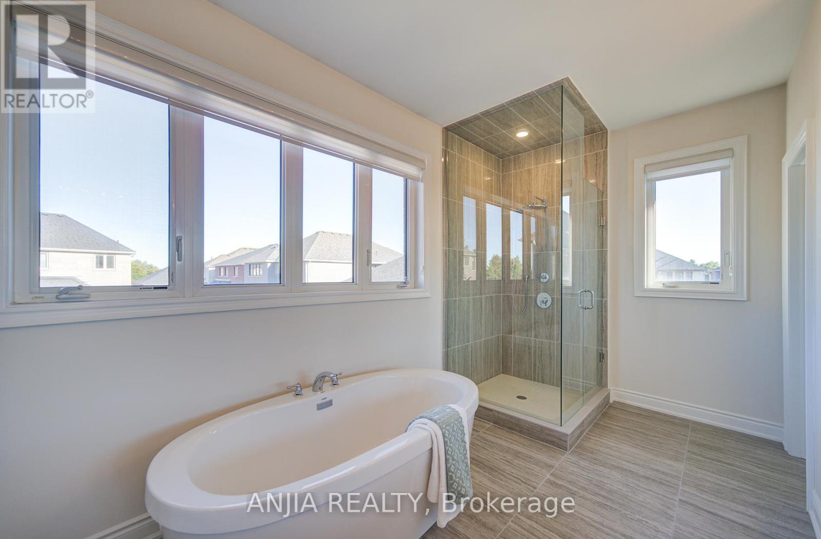 3 Joiner Circle, Whitchurch-Stouffville, Ontario  L4A 7X4 - Photo 23 - N12456236