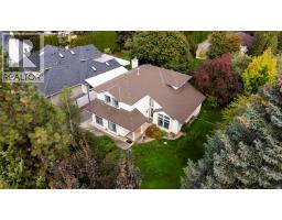 2595 MAQUINNA Road, kelowna, British Columbia