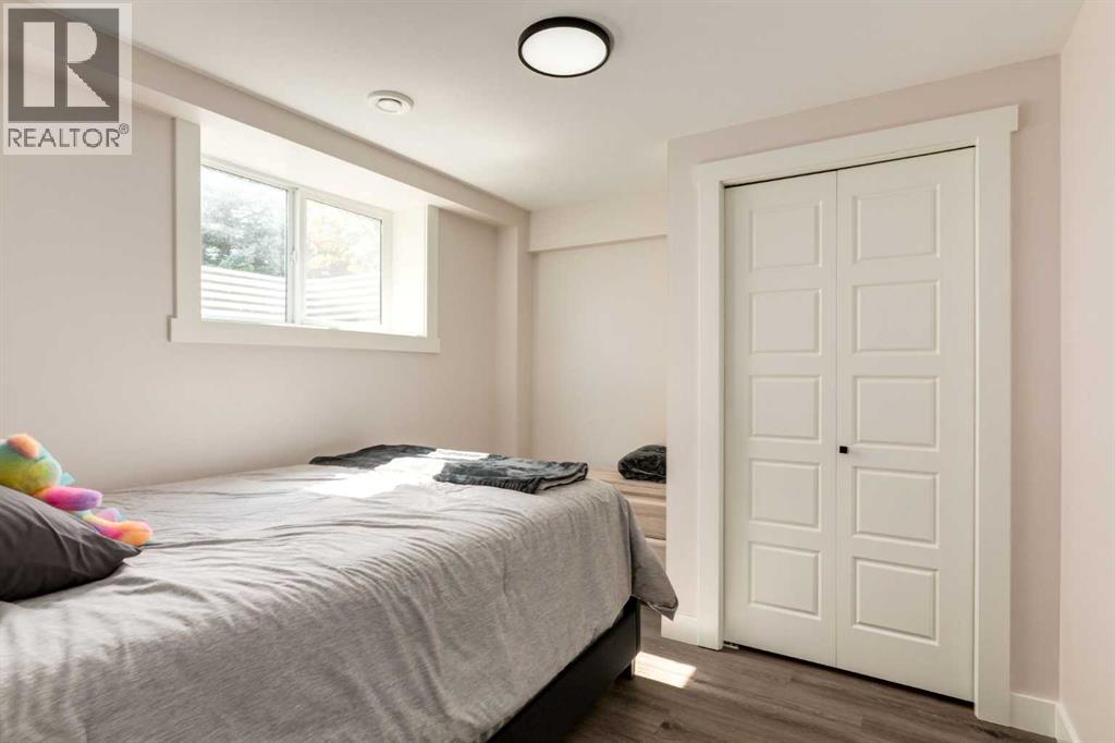 392 Cantrell Drive Sw, Calgary, Alberta  T2W 2E4 - Photo 35 - A2251732