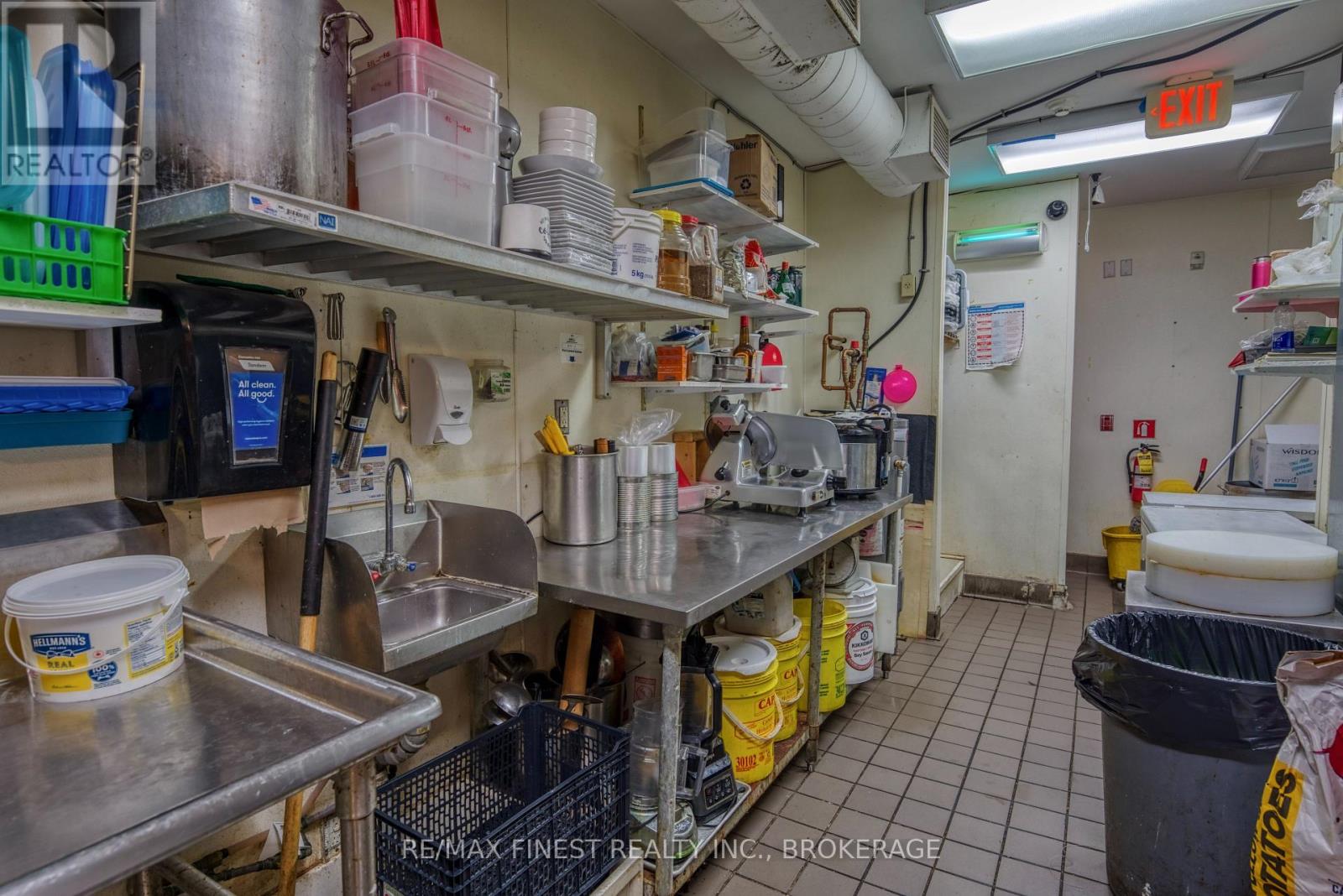 185 Princess Street, Kingston (East Of Sir John A. Blvd), Ontario  K7L 1A9 - Photo 16 - X12462320