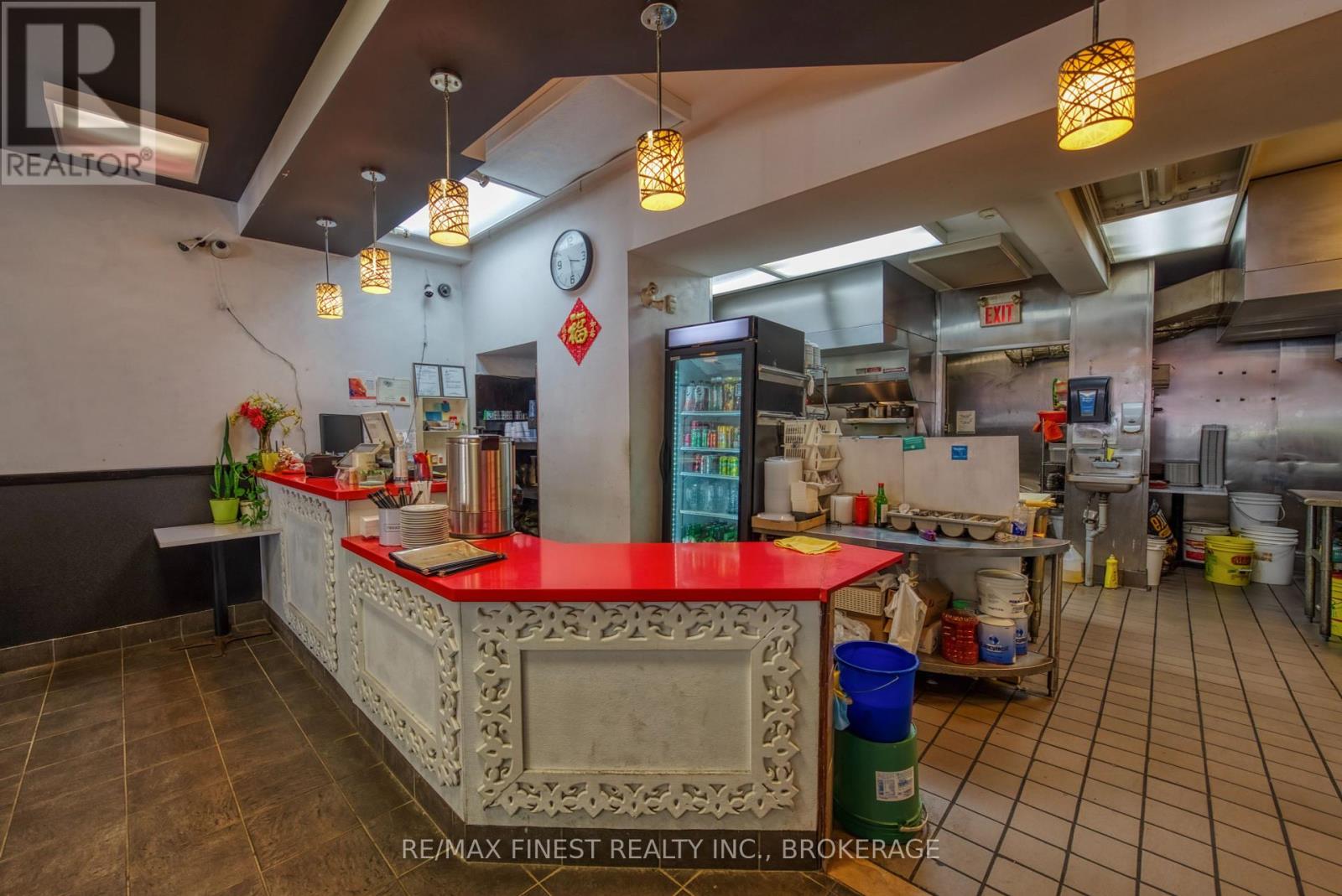 185 Princess Street, Kingston (East Of Sir John A. Blvd), Ontario  K7L 1A9 - Photo 7 - X12462320