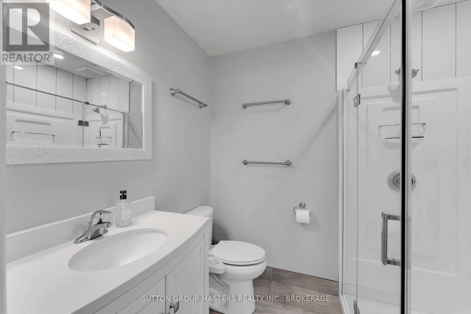 146 Collingwood Street, Kingston (Central City East), Ontario  K7L 3X5 - Photo 14 - X12462374