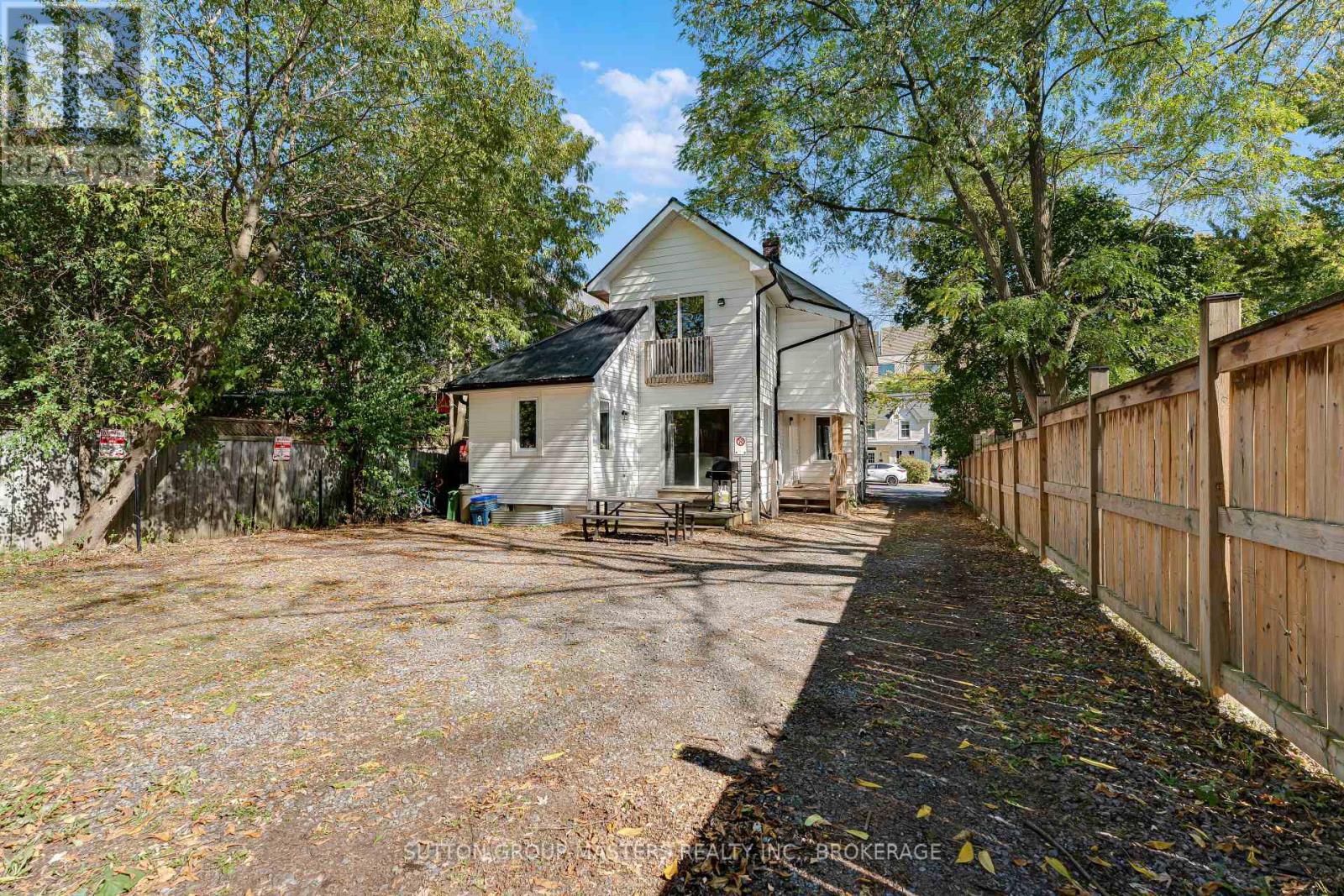 146 Collingwood Street, Kingston (Central City East), Ontario  K7L 3X5 - Photo 39 - X12462374