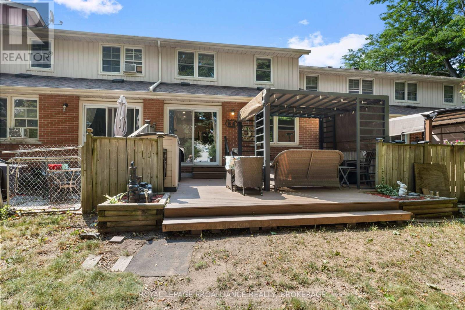 29 - 19 Macpherson Avenue, Kingston, Ontario  K7M 6W4 - Photo 31 - X12462460
