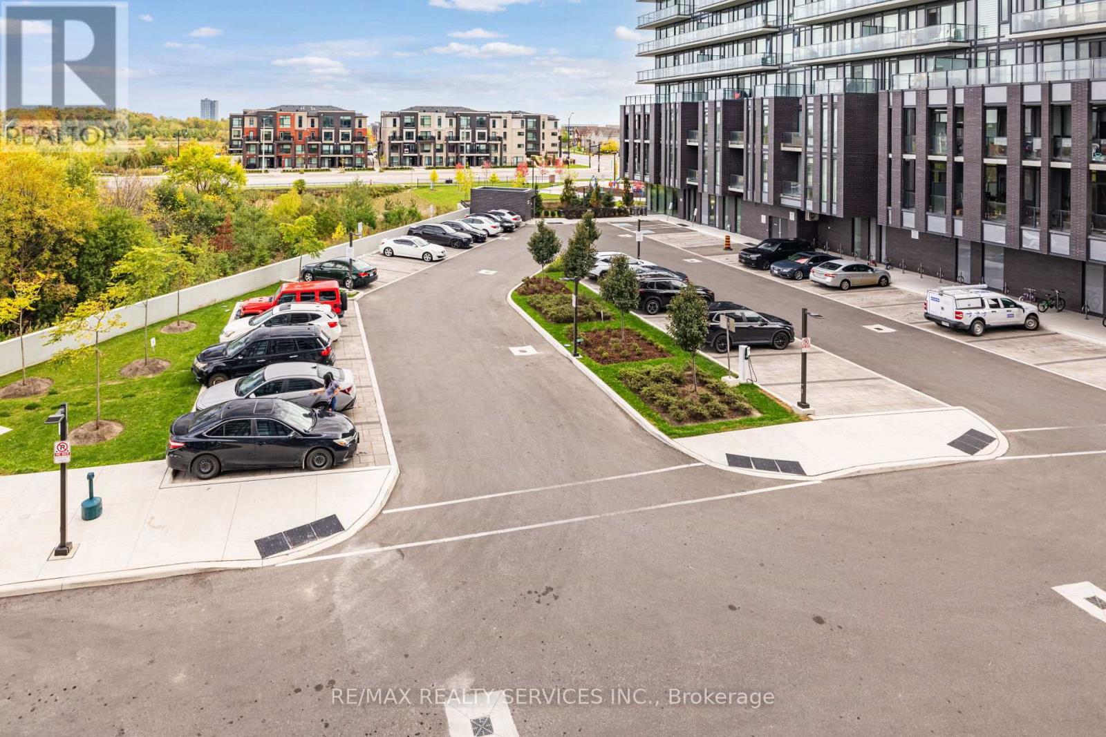 304 - 225 Veterans Drive, Brampton, Ontario  L7A 5L7 - Photo 31 - W12461731