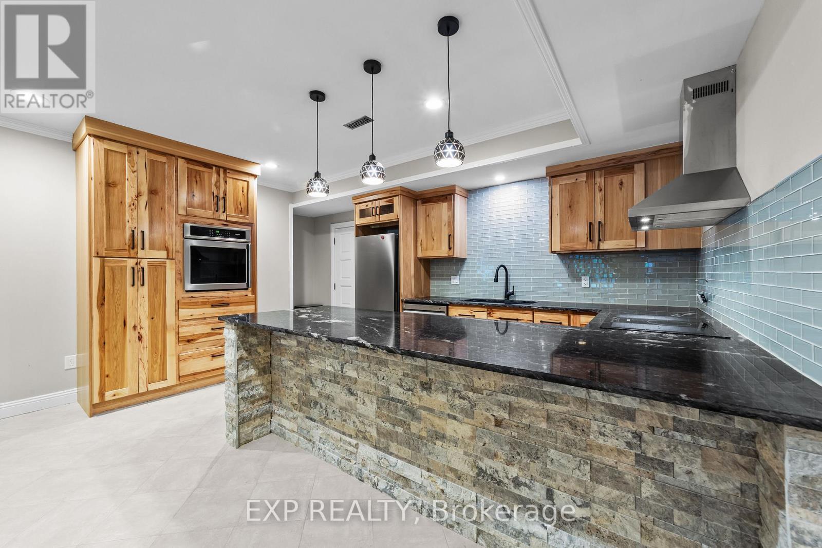 52116 Yorke Line, Malahide, Ontario  N0L 2J0 - Photo 31 - X12462309