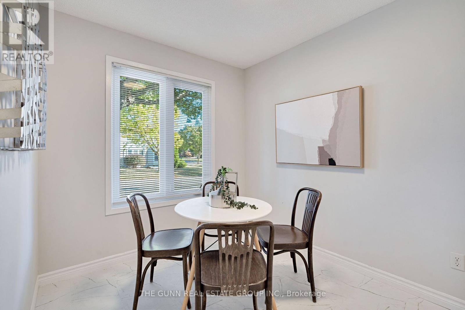 6 Olympic Crescent, London North (North I), Ontario  N6G 3P6 - Photo 6 - X12462384