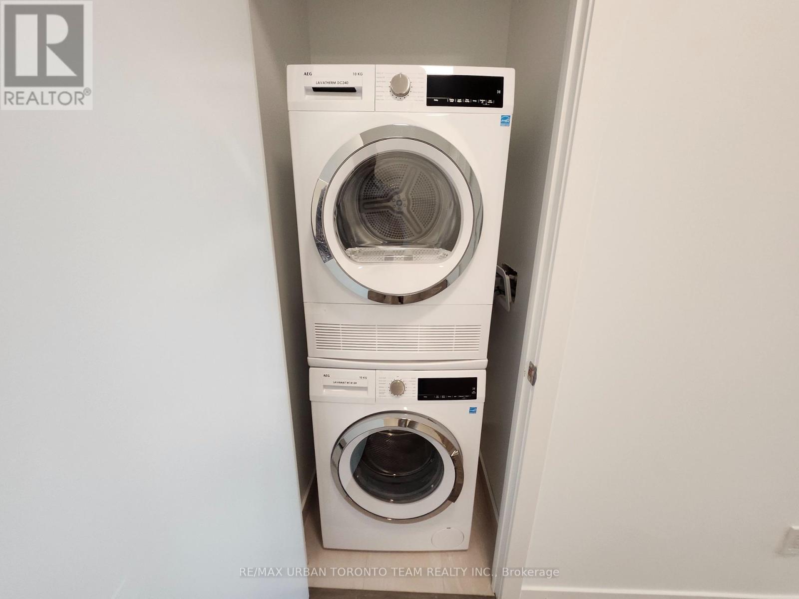 2801 - 771 Yonge Street, Toronto, Ontario  M4W 0B8 - Photo 15 - C12462221