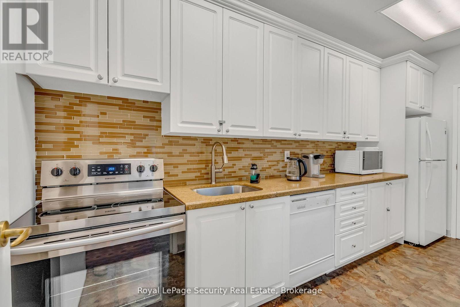 403 - 980 Yonge Street, Toronto, Ontario  M4W 3V8 - Photo 36 - C12462222