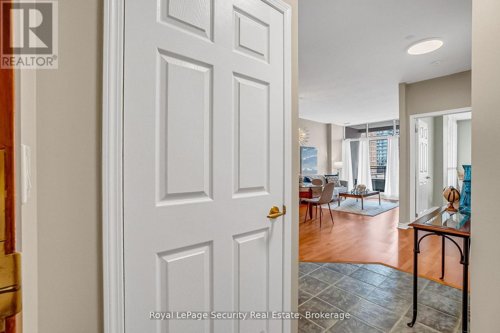 403 - 980 Yonge Street, Toronto, Ontario  M4W 3V8 - Photo 7 - C12462222