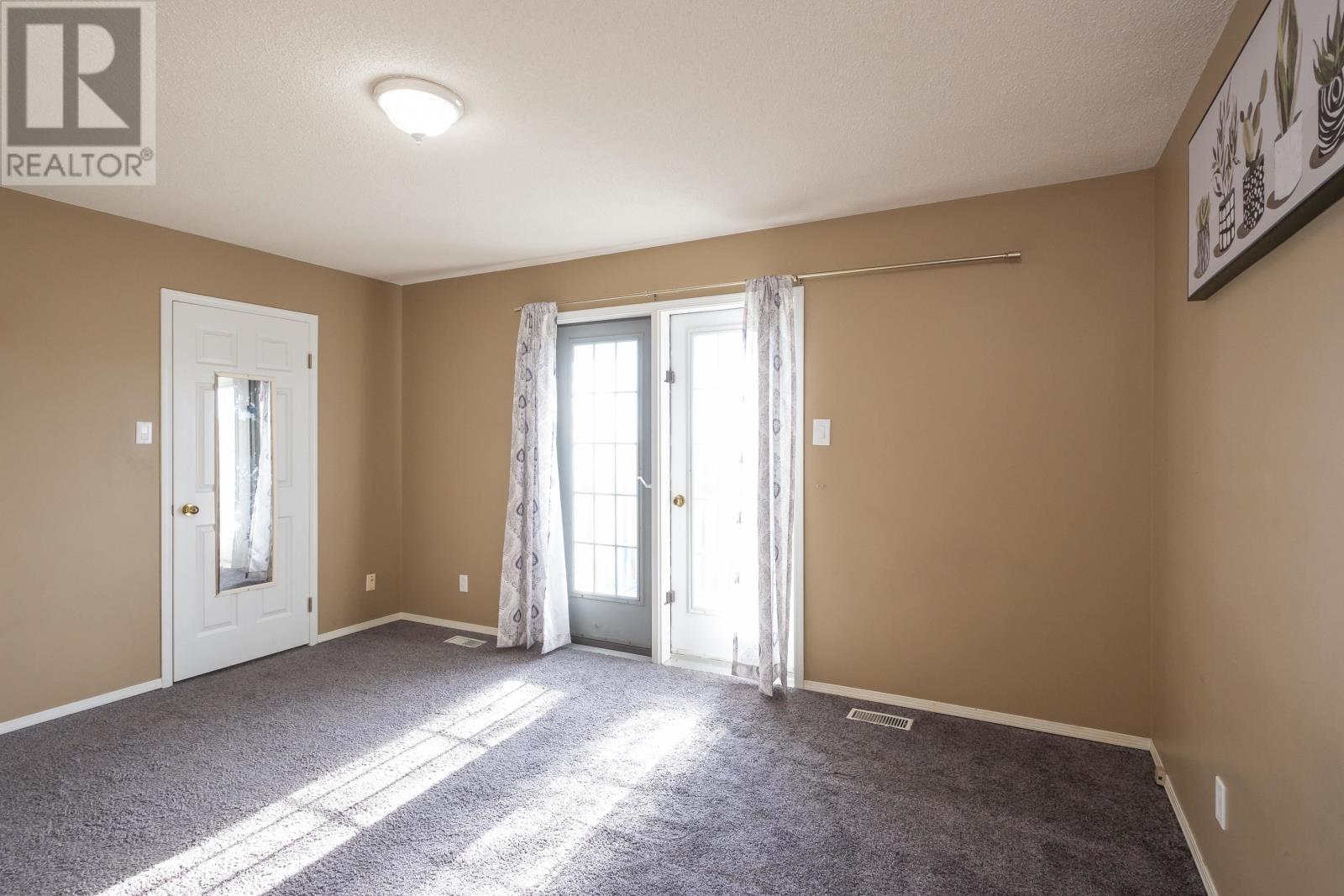 111 Sapphire Dr, Thunder Bay, Ontario  P7G 1A8 - Photo 22 - TB253203
