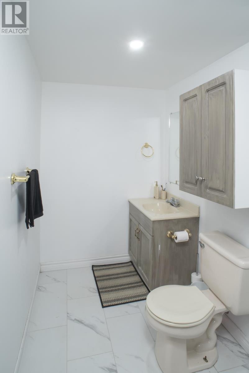111 Sapphire Dr, Thunder Bay, Ontario  P7G 1A8 - Photo 32 - TB253203