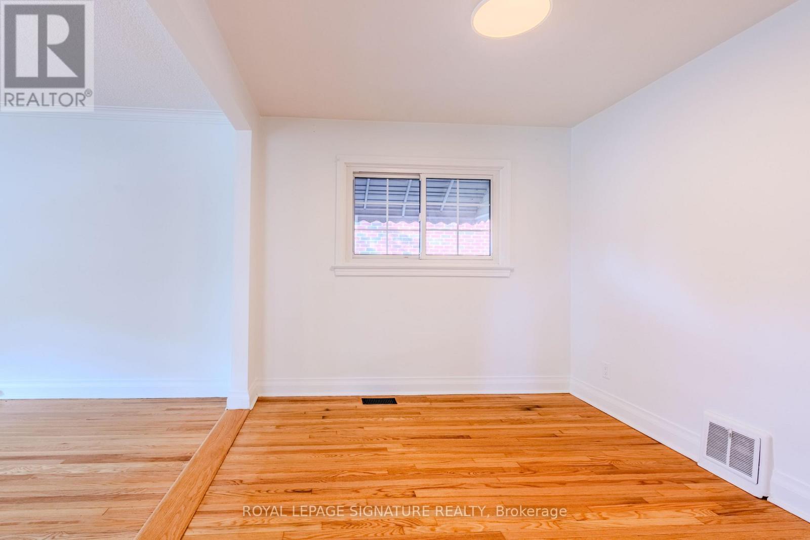 10 Holswade Road, Toronto, Ontario  M1L 2G2 - Photo 21 - E12462204