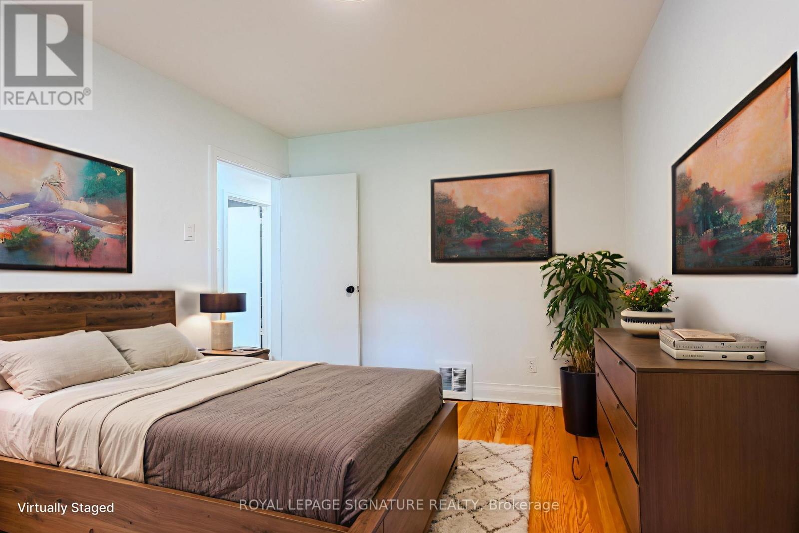 10 Holswade Road, Toronto, Ontario  M1L 2G2 - Photo 5 - E12462204