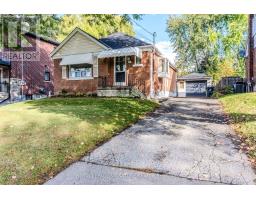 10 HOLSWADE ROAD, Toronto, Ontario