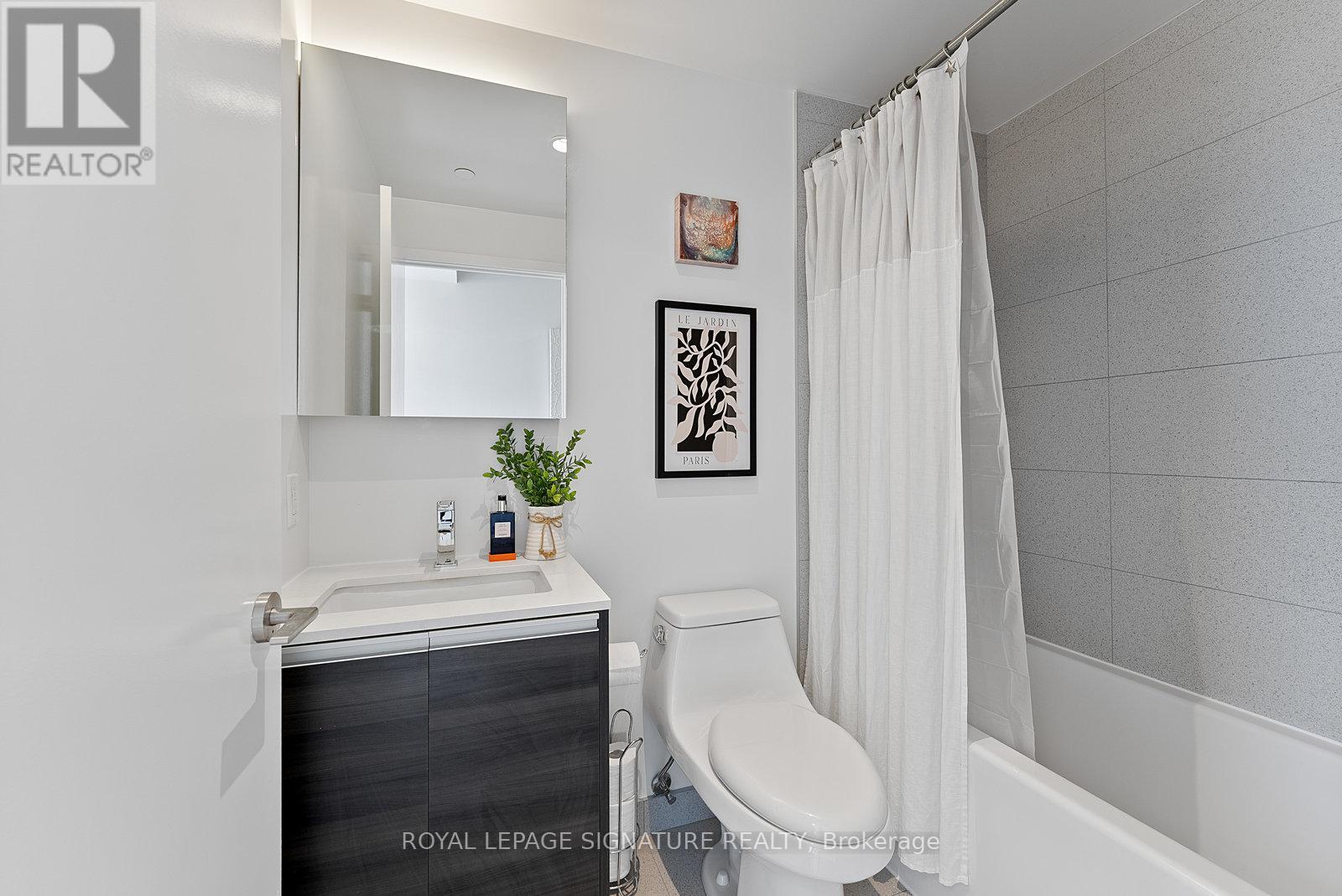 1021 - 1190 Dundas Street E, Toronto, Ontario  M4M 0C5 - Photo 18 - E12462241