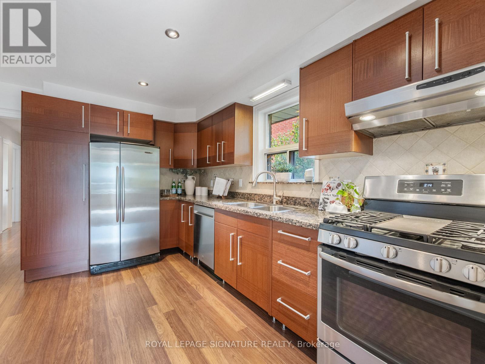 27 Watson Street, Toronto, Ontario  M1C 1E2 - Photo 2 - E12462246