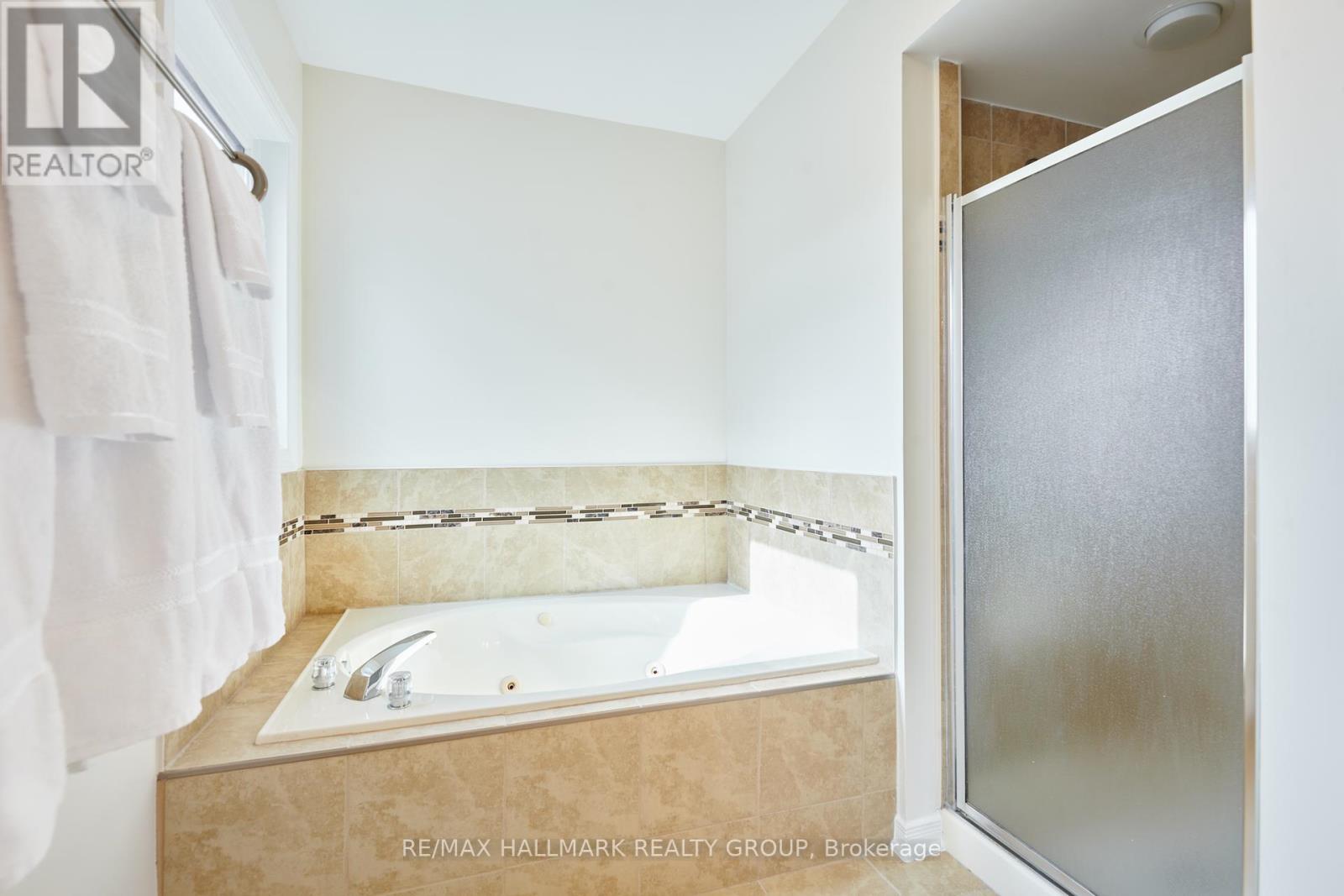 1743 Silver Bark Avenue, Ottawa, Ontario  K1C 7A8 - Photo 28 - X12462303