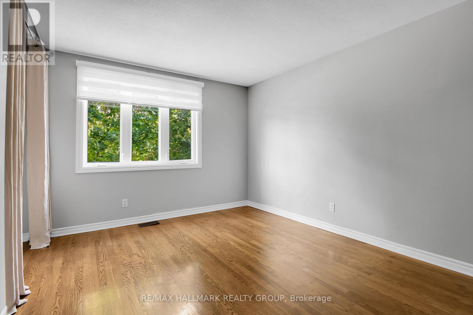 1743 Silver Bark Avenue, Ottawa, Ontario  K1C 7A8 - Photo 31 - X12462303