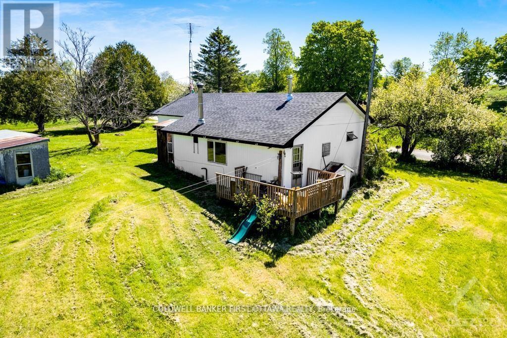 2523 Canonto Road, Frontenac, Ontario  K0H 2J0 - Photo 2 - X12462402