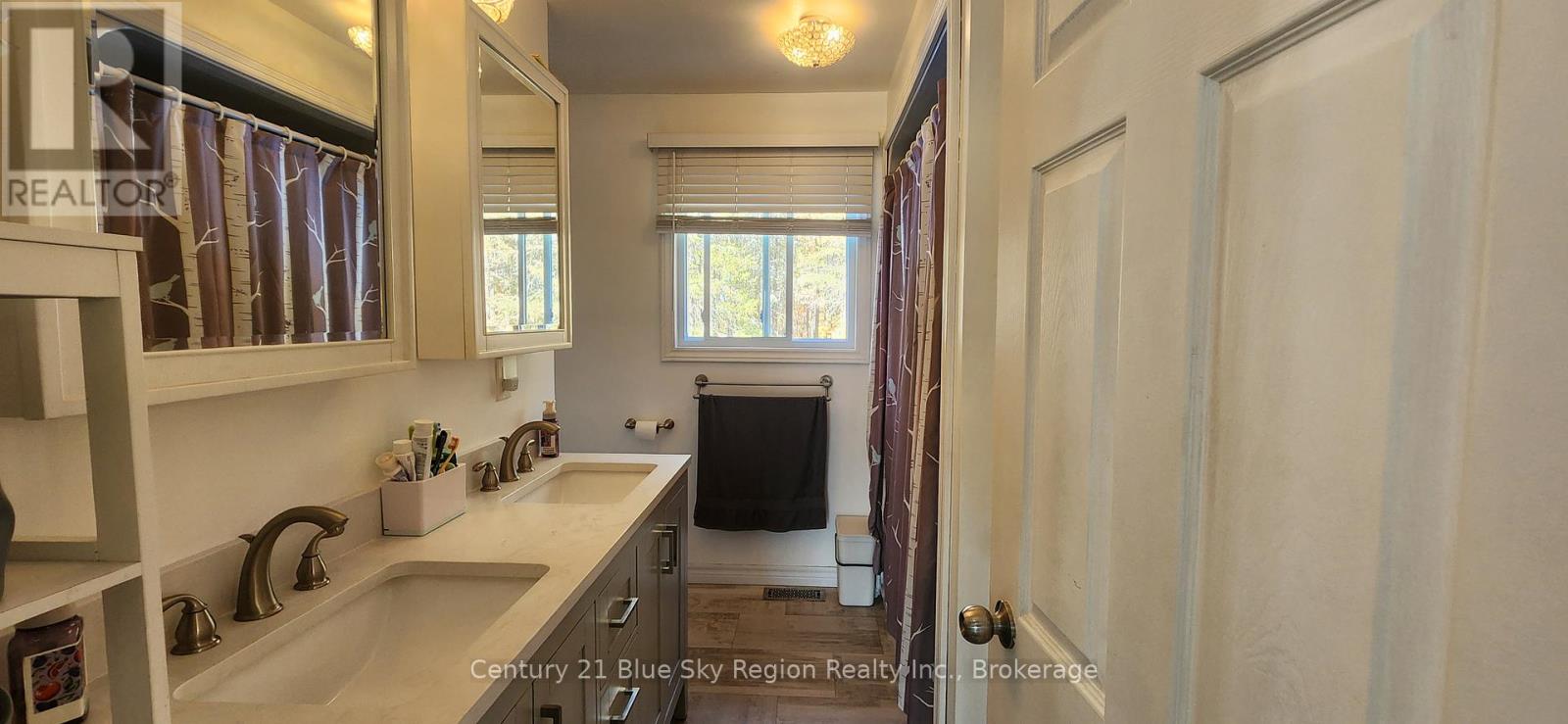 223 Development Road, Bonfield, Ontario  P0H 1E0 - Photo 24 - X12462413