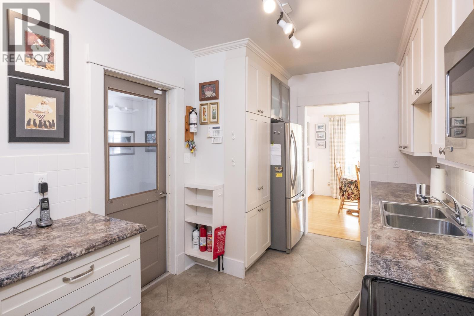 29 Emmerson Ave, Thunder Bay, Ontario  P7A 4Z1 - Photo 10 - TB253218