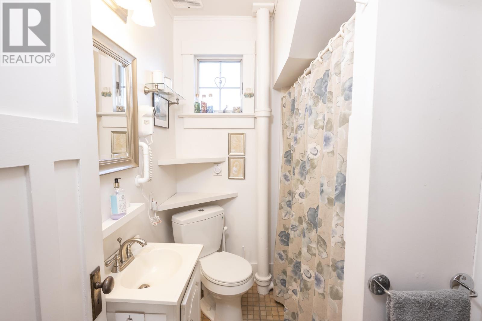 29 Emmerson Ave, Thunder Bay, Ontario  P7A 4Z1 - Photo 15 - TB253218