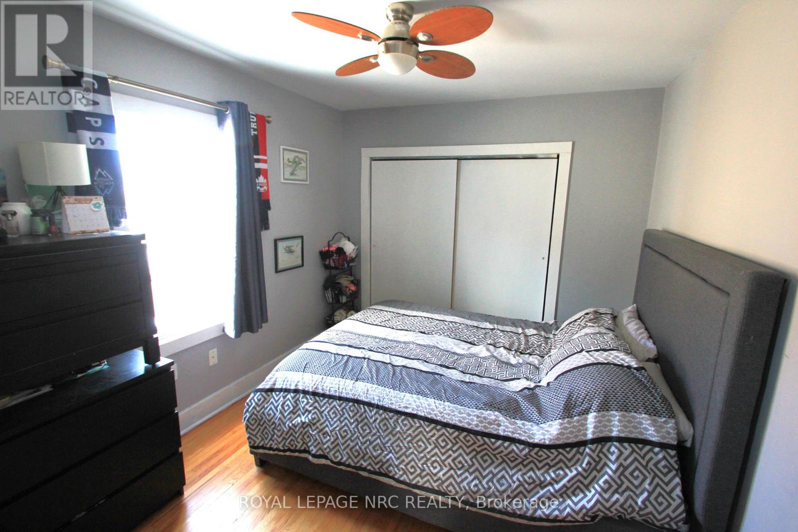 55 Sullivan Avenue, Thorold, Ontario  L2V 2Y7 - Photo 10 - X12462306