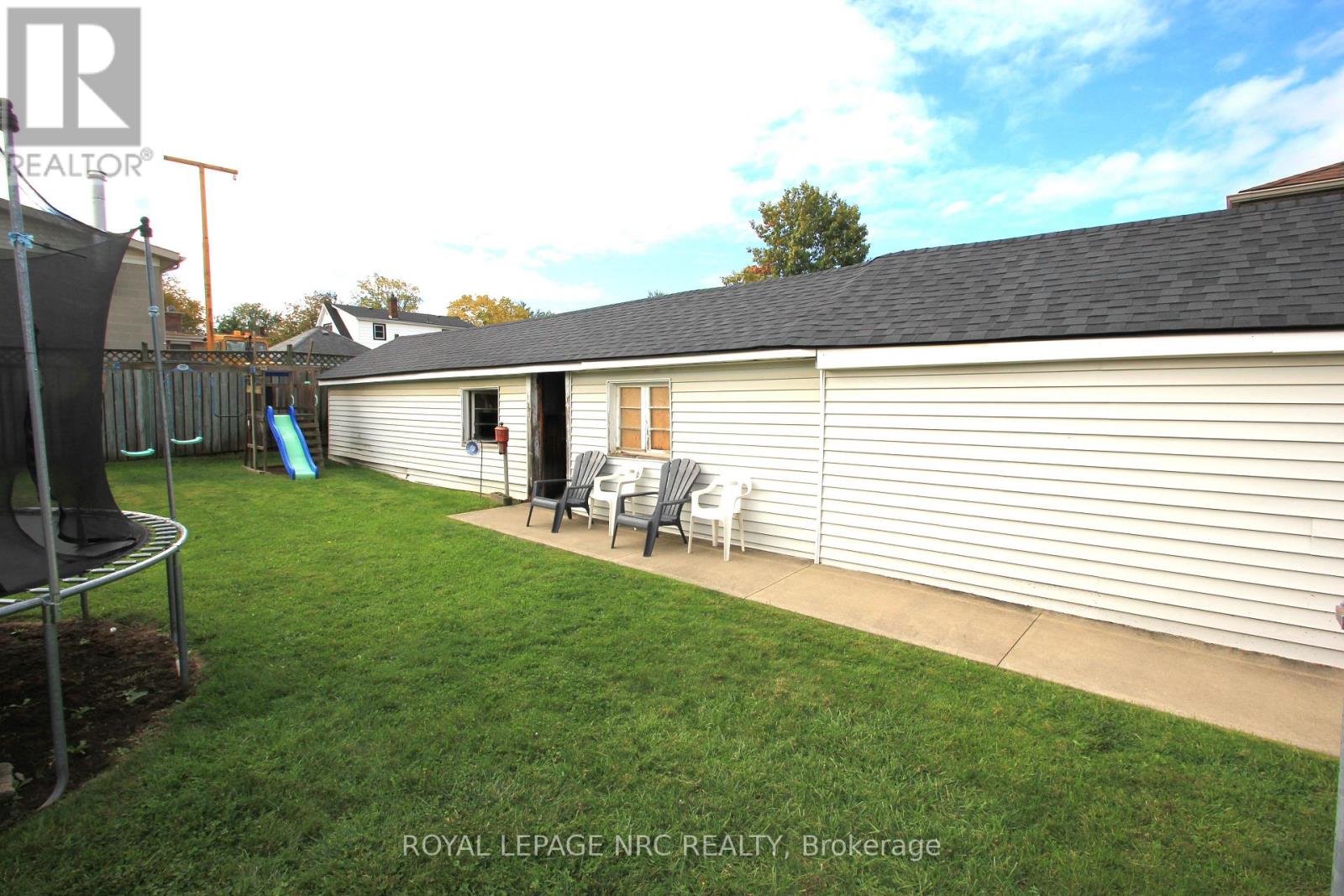 55 Sullivan Avenue, Thorold, Ontario  L2V 2Y7 - Photo 27 - X12462306