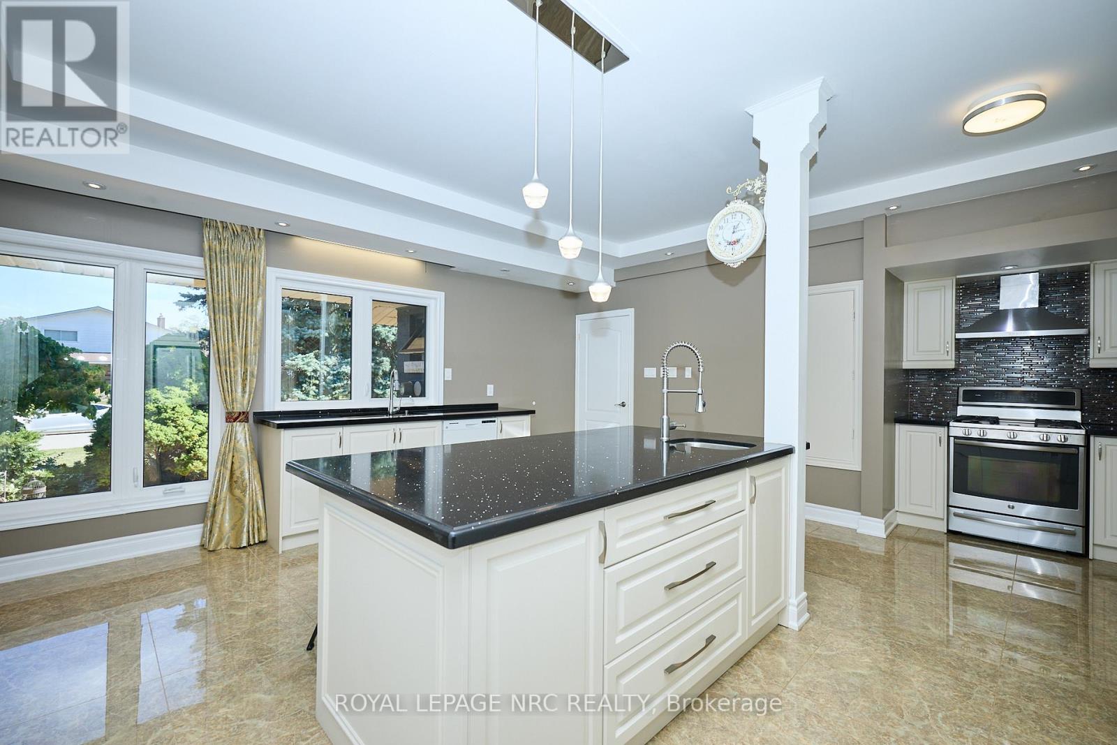 7 Woodmount Drive, St. Catharines, Ontario  L2T 2X8 - Photo 20 - X12462323