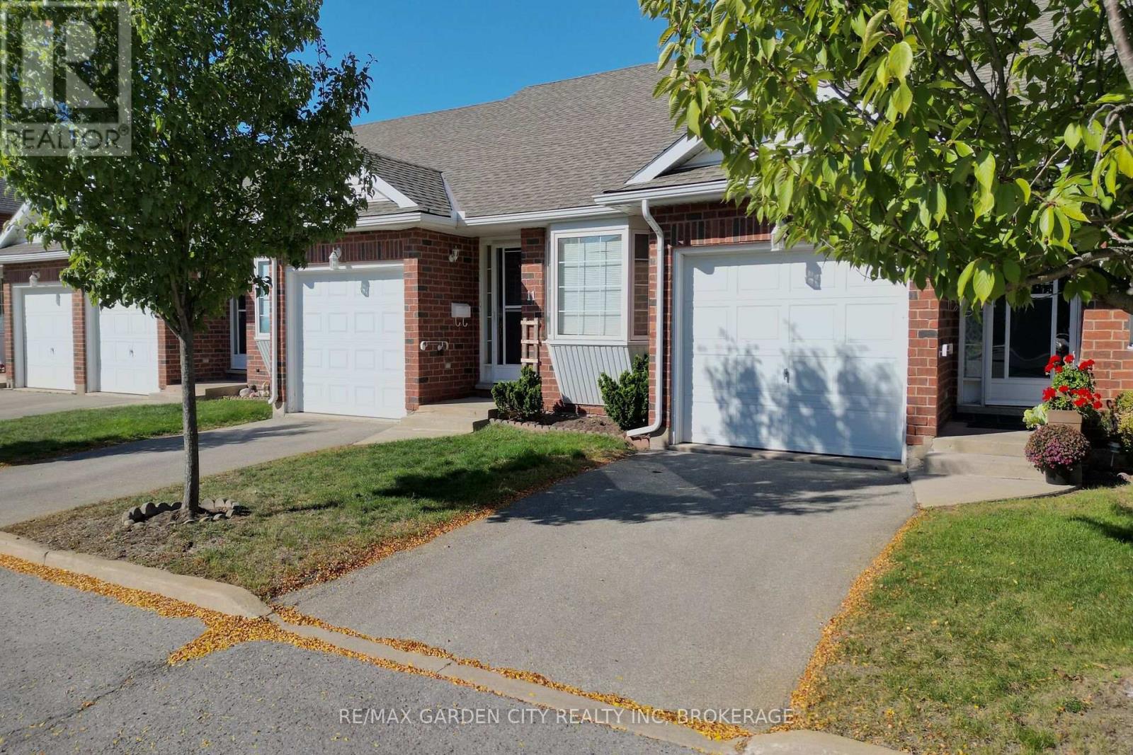 11 - 162 First Street, Welland, Ontario  L3B 4S2 - Photo 3 - X12462344