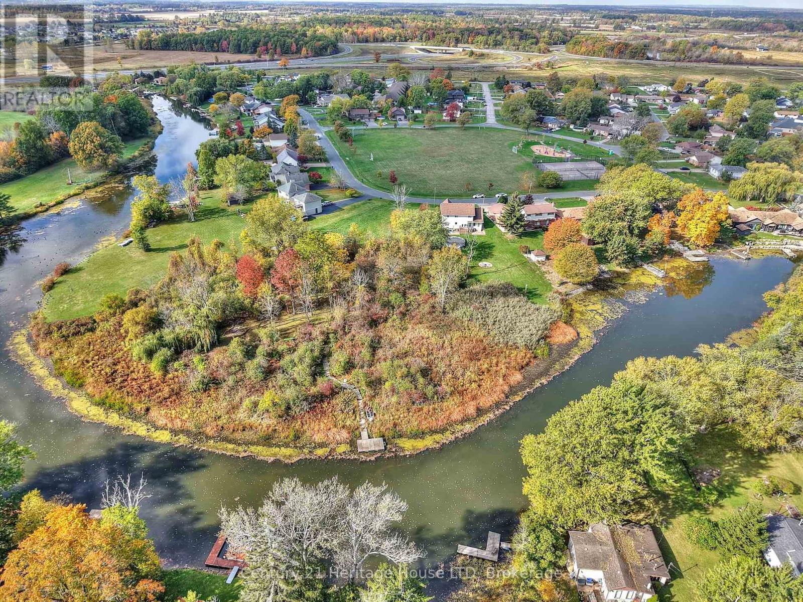 3466 River Trail, Fort Erie, Ontario  L0S 1S0 - Photo 45 - X12462443