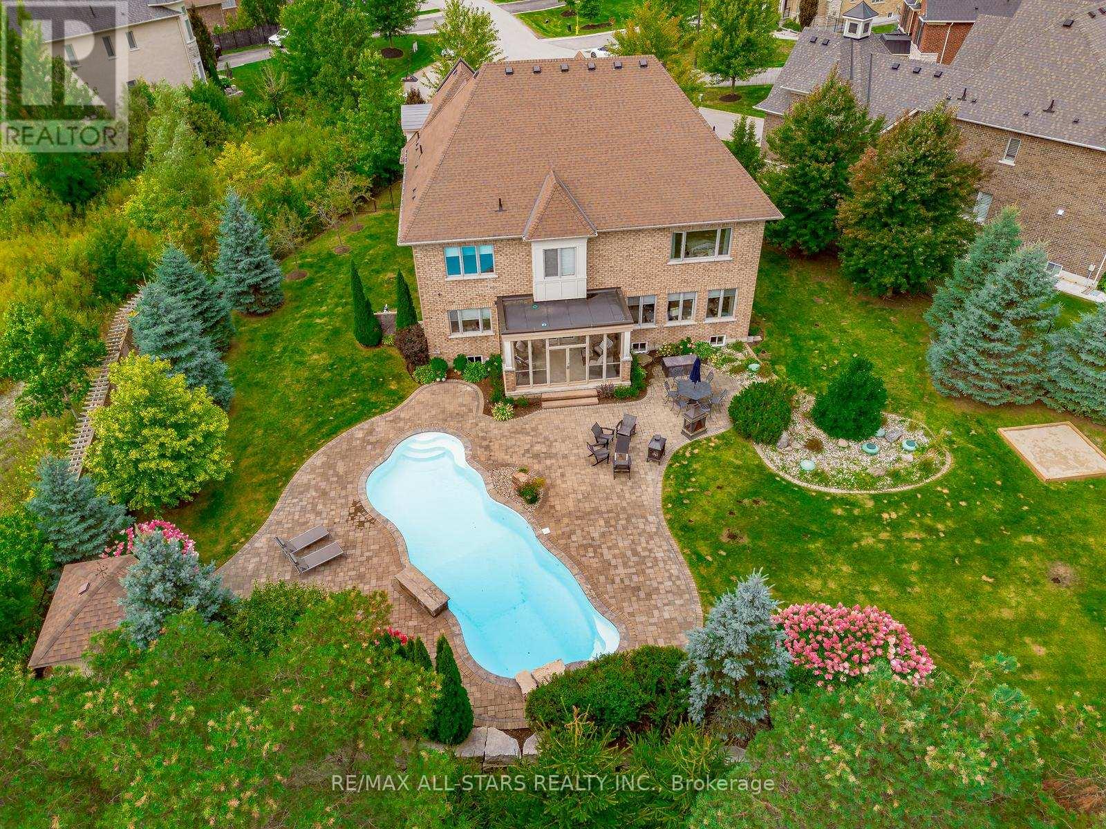 35 Somer Rumm Court, Whitchurch-Stouffville, Ontario  L4A 1X8 - Photo 1 - N12462258