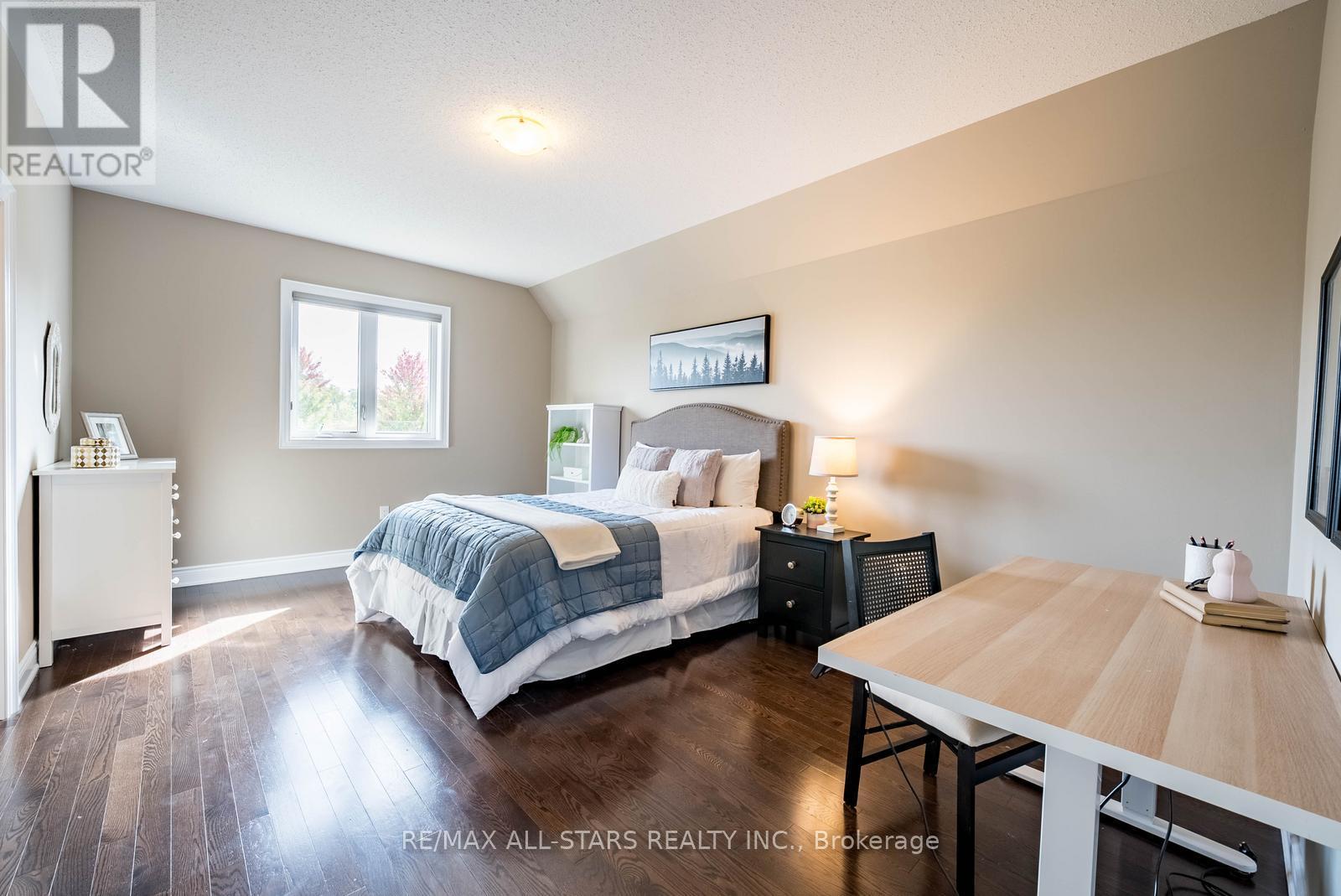 35 Somer Rumm Court, Whitchurch-Stouffville, Ontario  L4A 1X8 - Photo 30 - N12462258