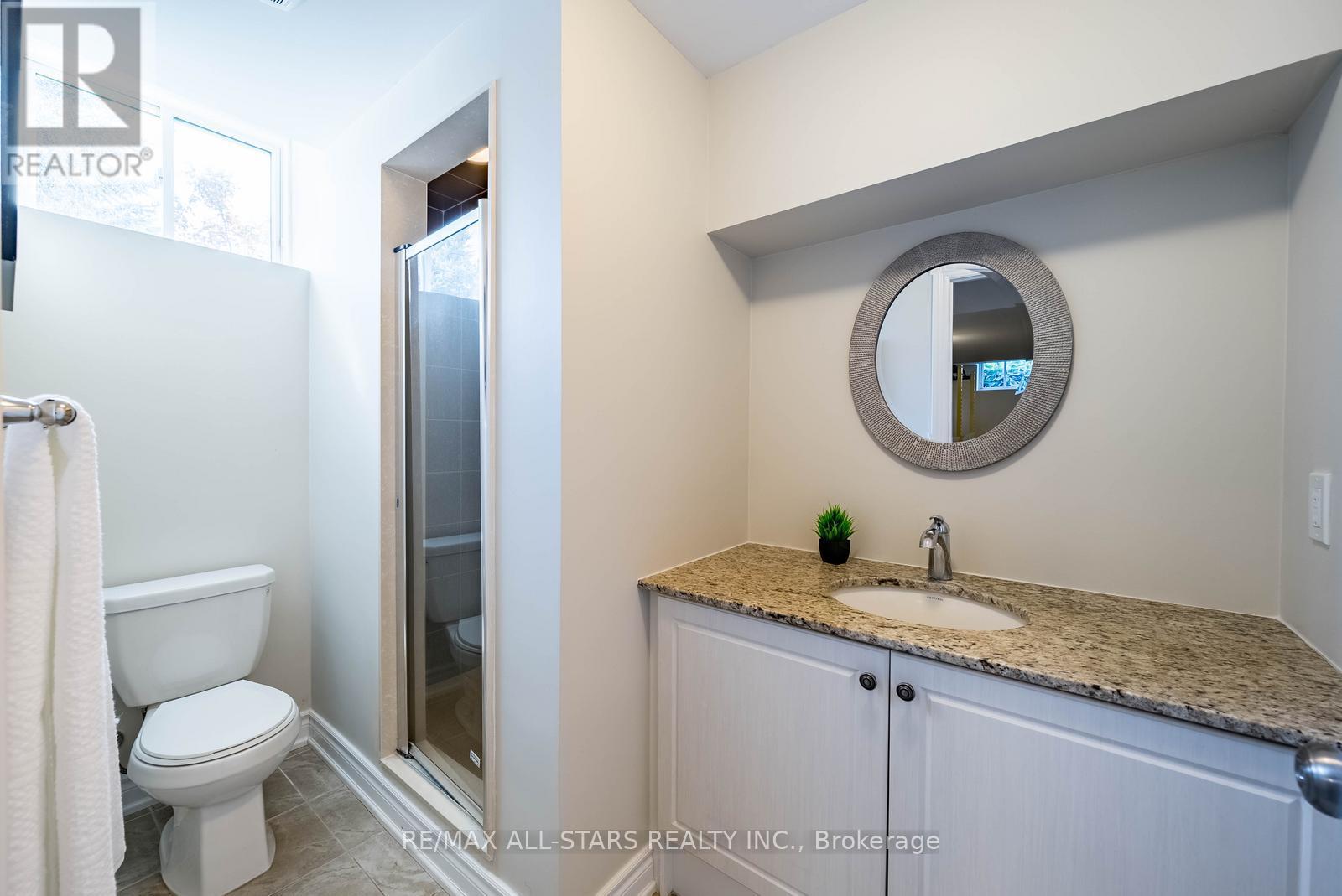 35 Somer Rumm Court, Whitchurch-Stouffville, Ontario  L4A 1X8 - Photo 39 - N12462258