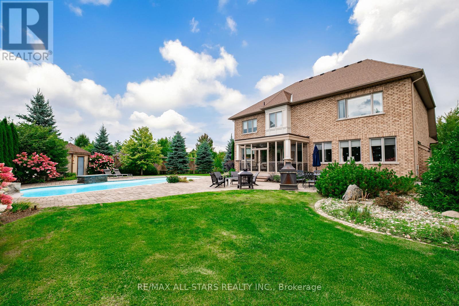 35 Somer Rumm Court, Whitchurch-Stouffville, Ontario  L4A 1X8 - Photo 40 - N12462258