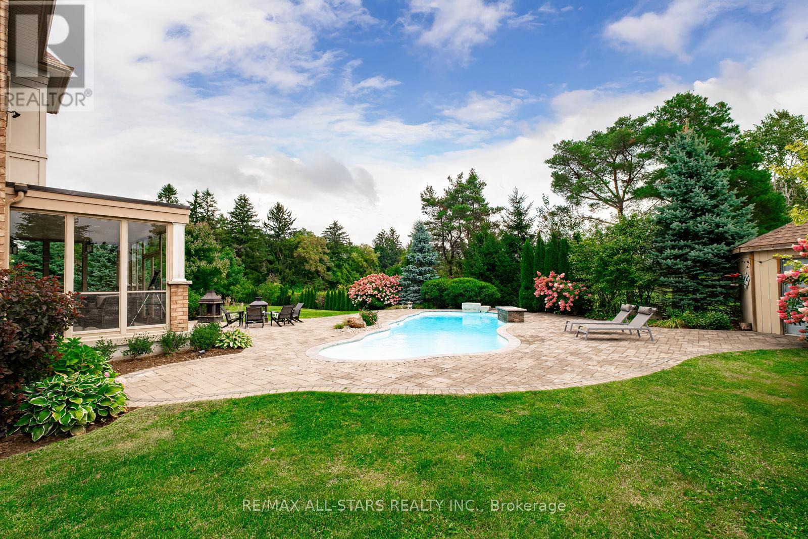 35 Somer Rumm Court, Whitchurch-Stouffville, Ontario  L4A 1X8 - Photo 42 - N12462258