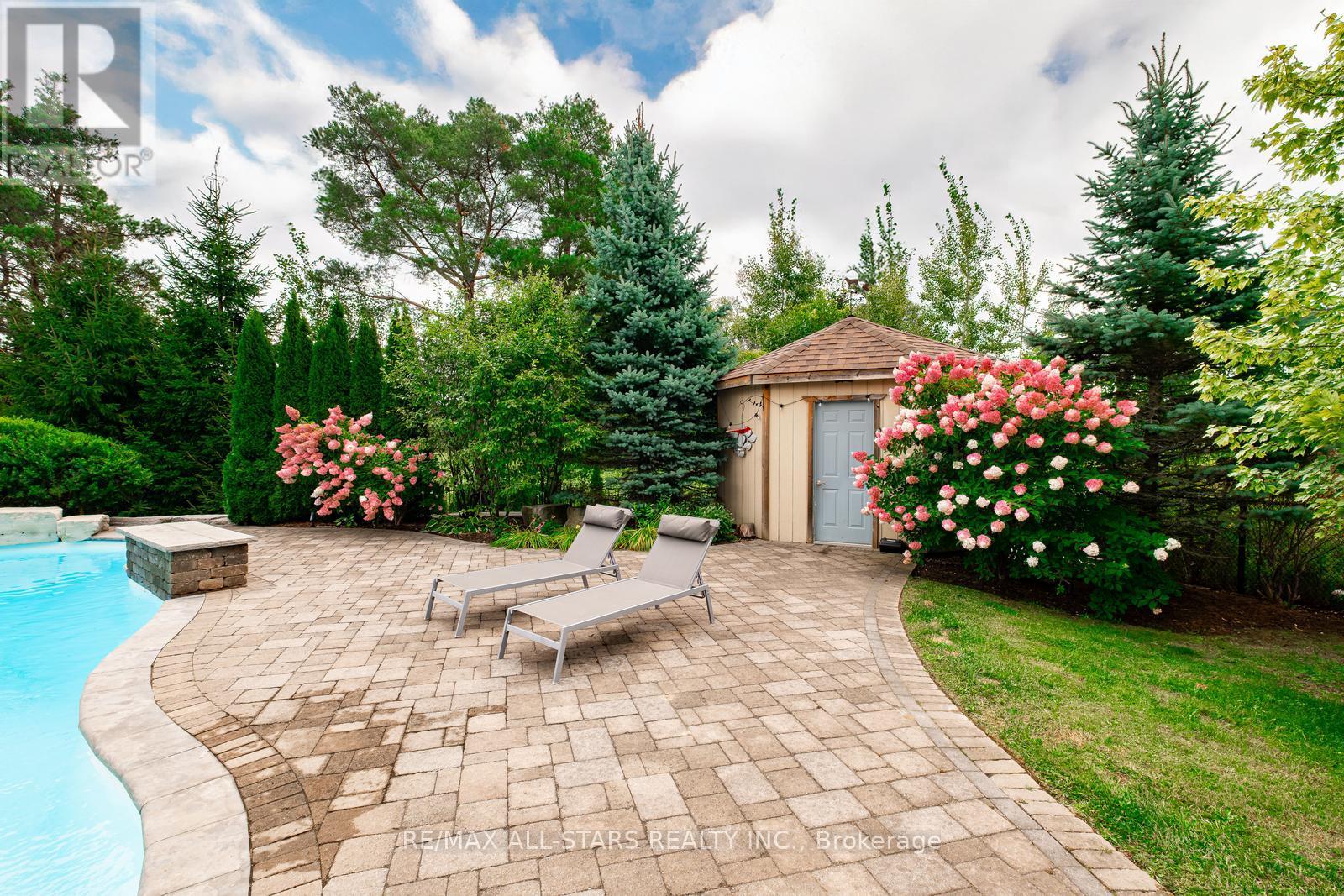 35 Somer Rumm Court, Whitchurch-Stouffville, Ontario  L4A 1X8 - Photo 44 - N12462258
