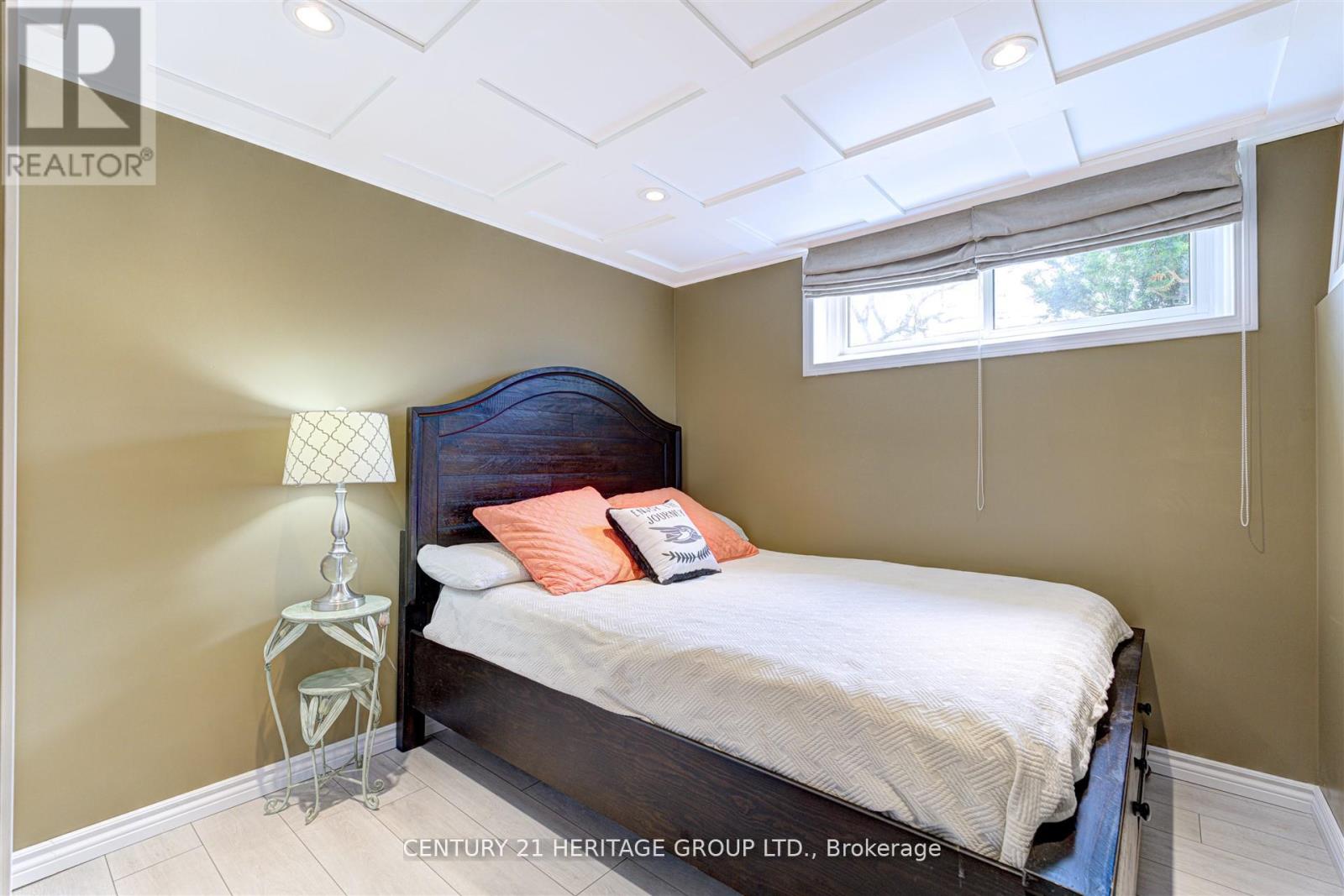10 Bachly Crescent, King, Ontario  L7B 0E8 - Photo 38 - N12462267
