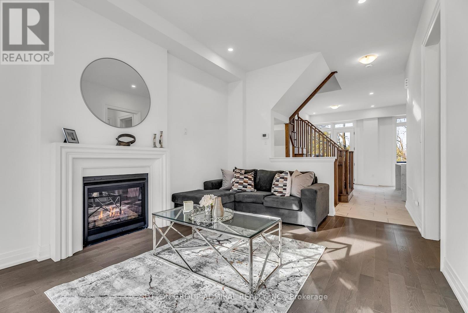 34 Globemaster Lane S, Richmond Hill, Ontario  L4E 1H4 - Photo 12 - N12462270