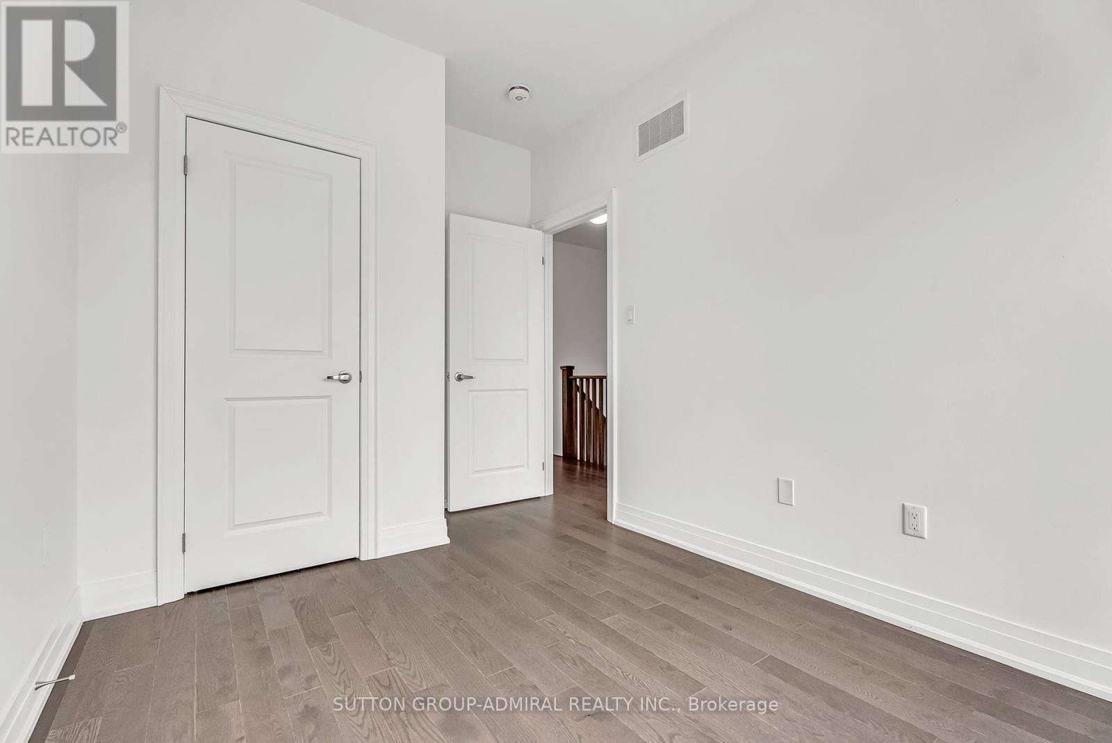 34 Globemaster Lane S, Richmond Hill, Ontario  L4E 1H4 - Photo 33 - N12462270