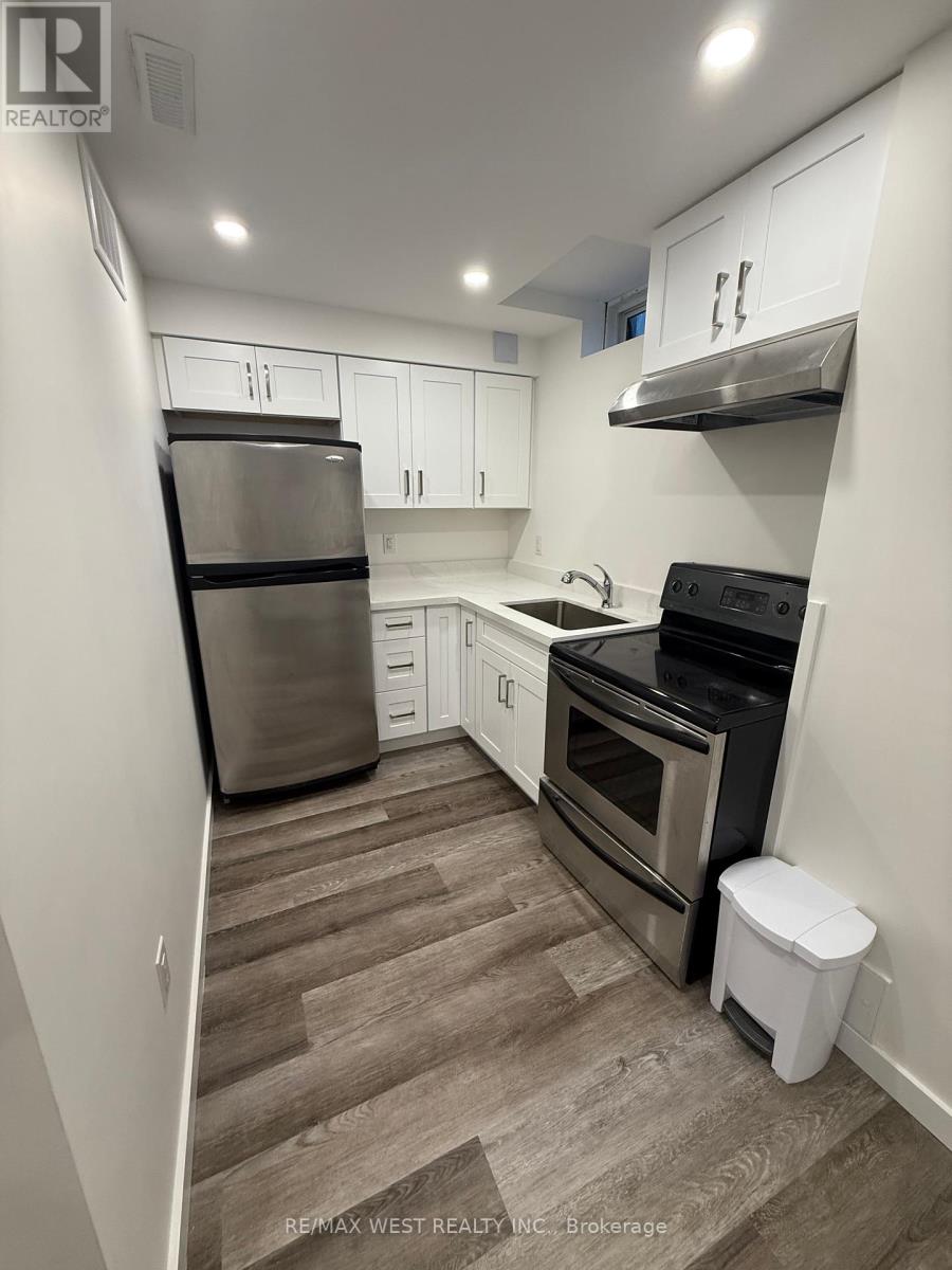 Lower - 82 Mediterra Drive, Vaughan, Ontario  L4H 3B9 - Photo 4 - N12462272
