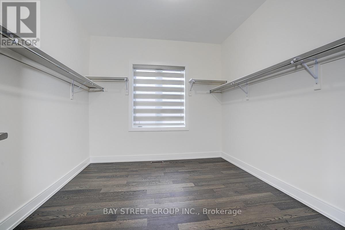 50 Botelho Circle W, Aurora, Ontario  L4G 7Y0 - Photo 36 - N12462274