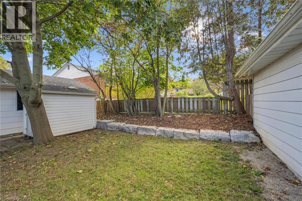 521 Glen Forrest Boulevard, Waterloo, Ontario  N2L 4H9 - Photo 36 - 40777606