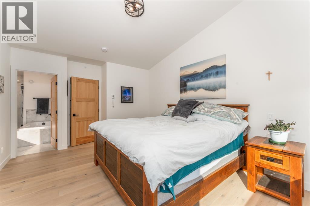 283c Three Sisters Drive, Canmore, Alberta  T1W 2M5 - Photo 10 - A2252887