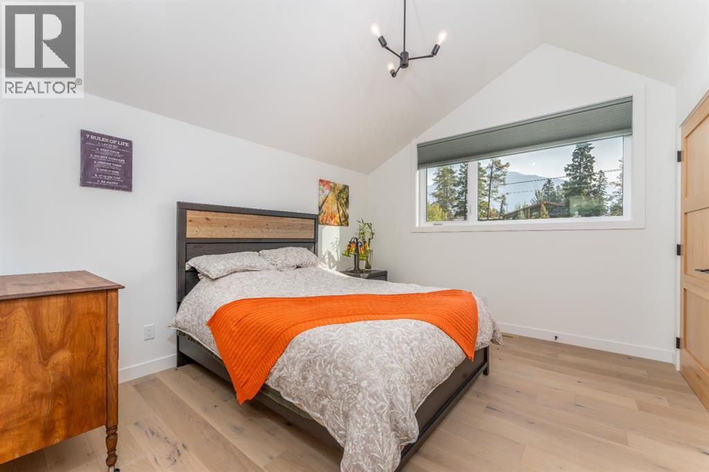 283c Three Sisters Drive, Canmore, Alberta  T1W 2M5 - Photo 22 - A2252887