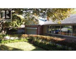 132 HILLCREST Avenue, Flamborough, Ontario
