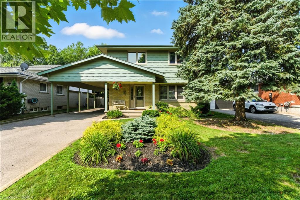 7 PALM Crescent, brantford, Ontario